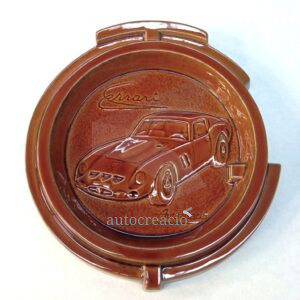 Adorno cerámica marrón Ferrari